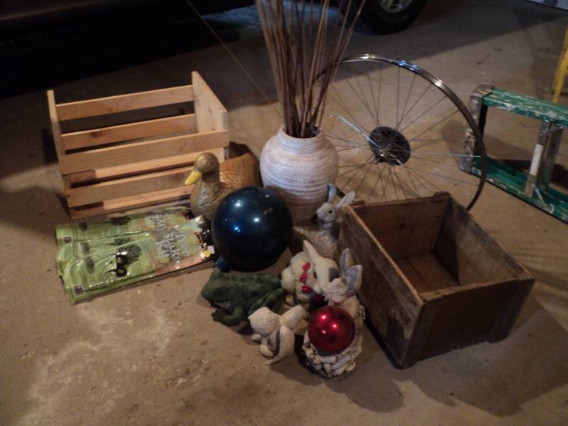 lot 229 image: 2 Wood Boxes, Bike Wheel frame and ...
