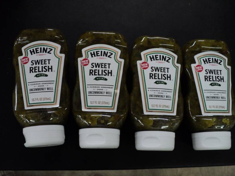 lot 319 image: 4 Bottles Heinz Sweet Relish 12.7 o...