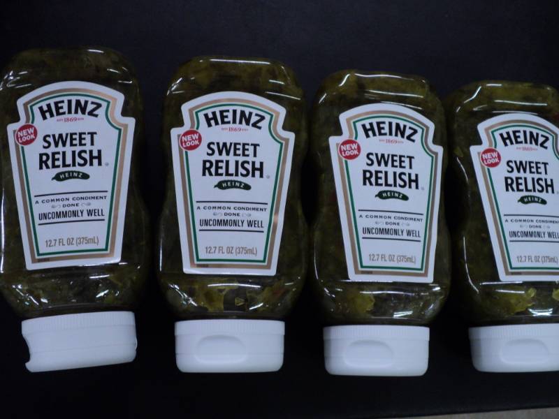 lot 321 image: 4 Bottles Heinz Sweet Relish 12.7 o...