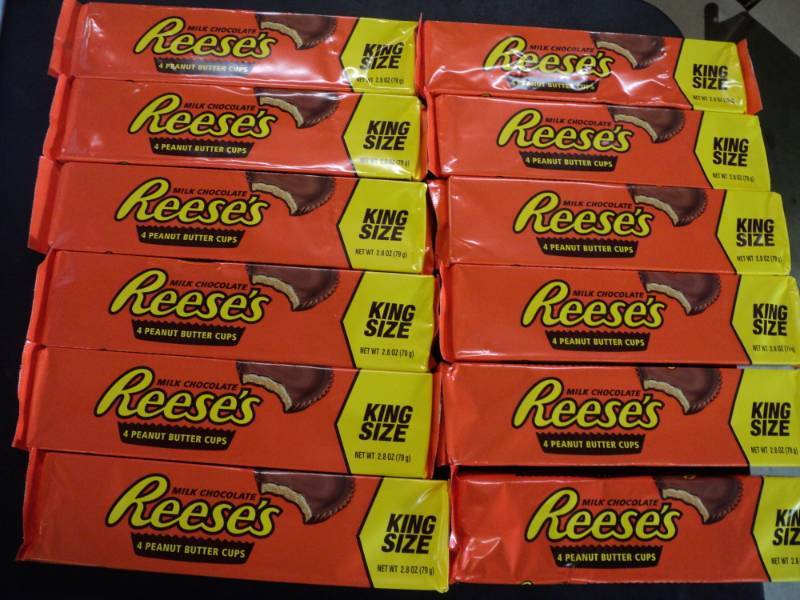 lot 327 image: 12 King Size Reeses Peanut Butter ...