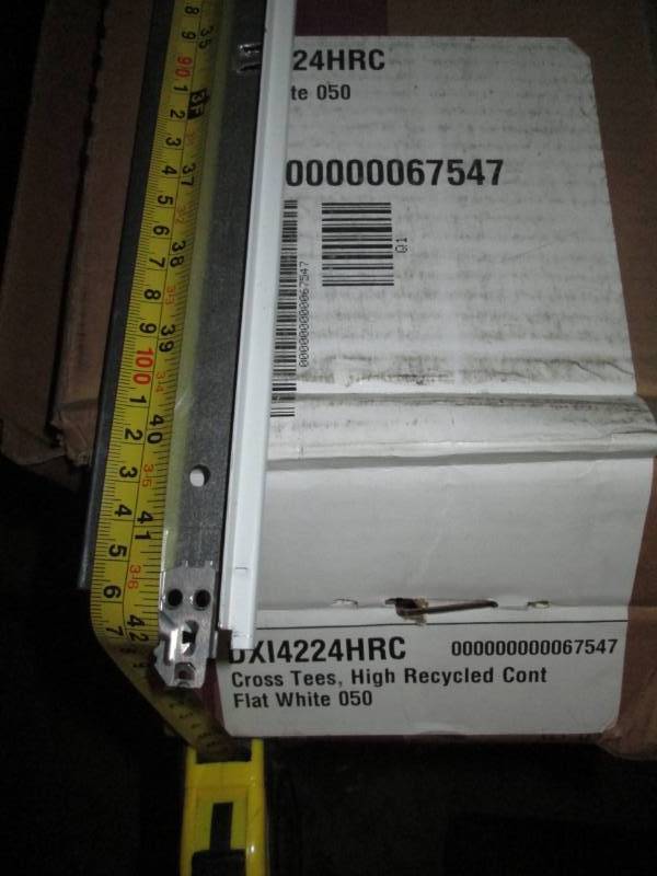 lot 452 image: 2 boxes of 60 each - USG suspended ceiling cross tees, low profile, approx. 42