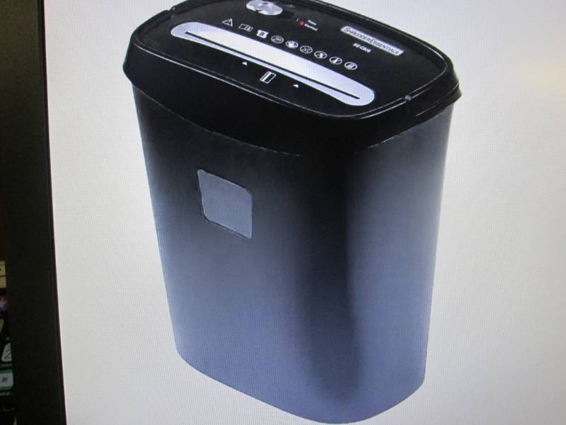 8-Sheet Crosscut Shredder open box,...