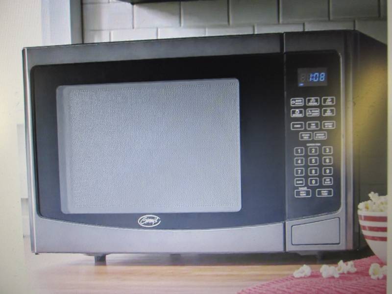 1.2 Cubic Foot Microwave by Ginnys...