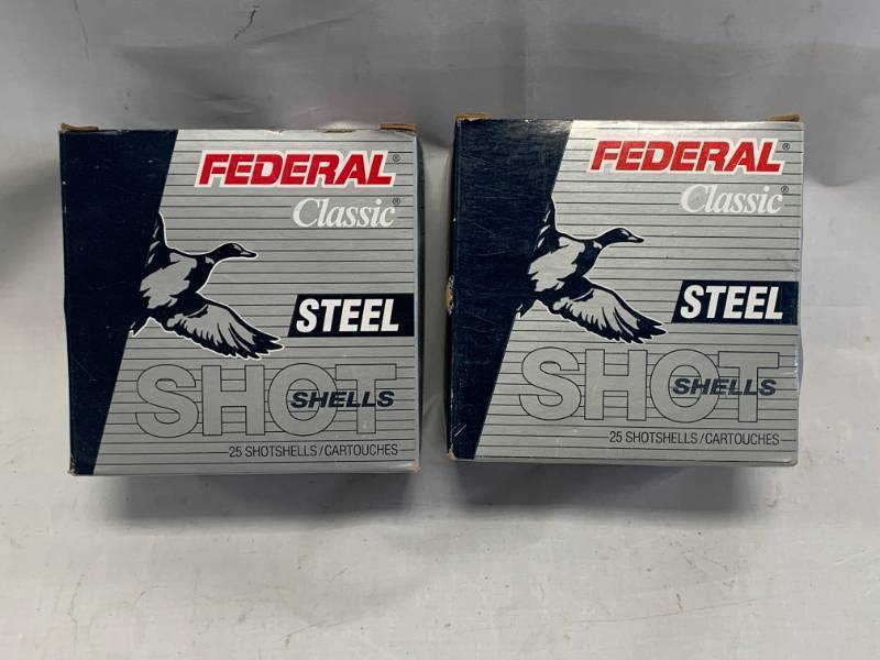 lot 20 image: 10 Gauge 3 12  Shotgun Shells (lot of 50)