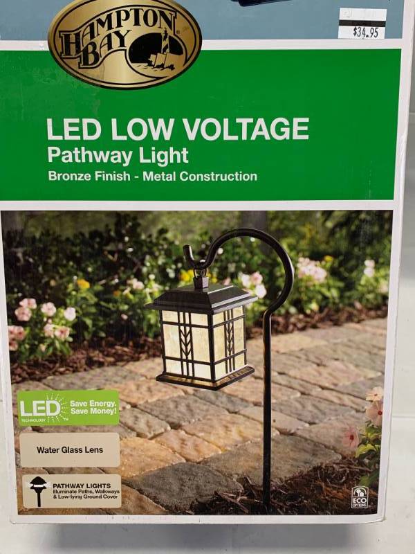 lot 58 image: LED Low Voltage Pathway Light