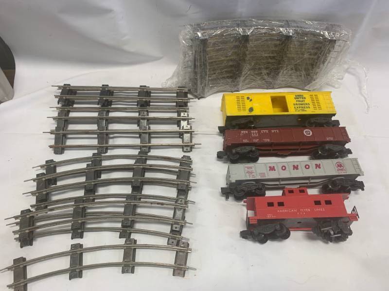 lot 79 image: American Flyer HO Scale Trains & Track