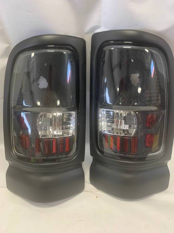 lot 82 image: Right & Left Taillights for 1992-2002 Ram Trucks