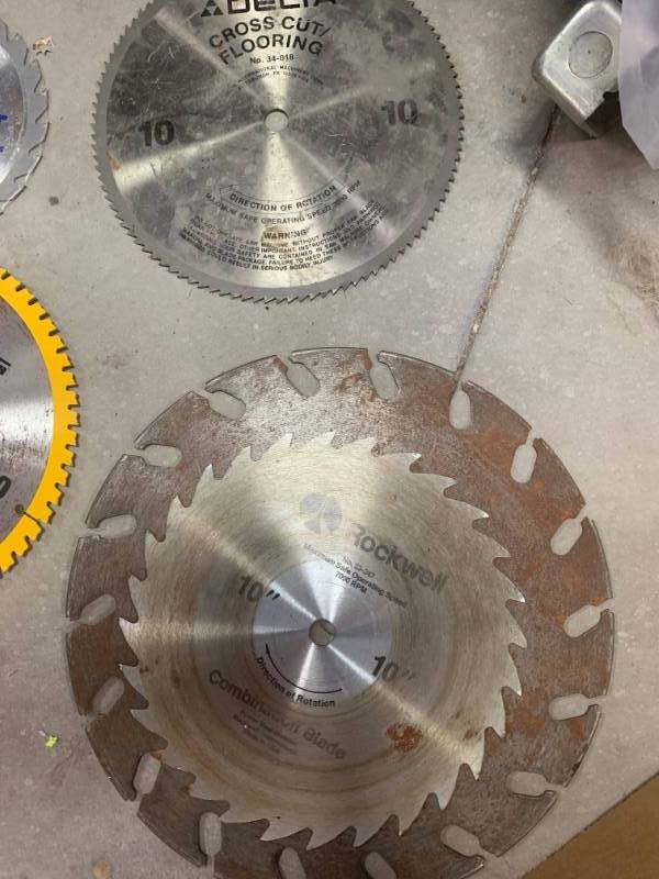 lot 83 image: Large Lot of Saw Blades
