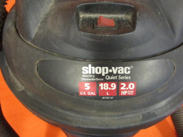lot 44 image: 5 gal Shop Vac