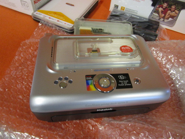 lot 81 image: (New) Kodak Easy Share Printer