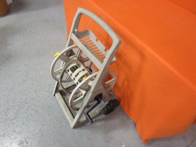 lot 30 image: Hose Reel