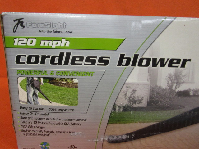 lot 35 image: (New) Cordless Leaf Blower