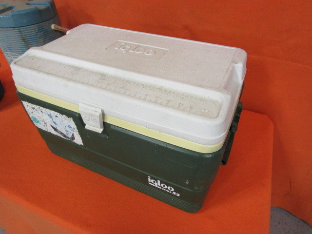 lot 136 image: Lot of Coolers