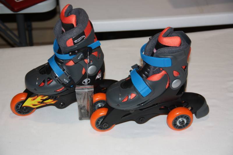 Hot Wheels Brand Toddler In Line Training Skates