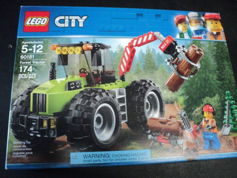 lot 24 image: LEGO City...