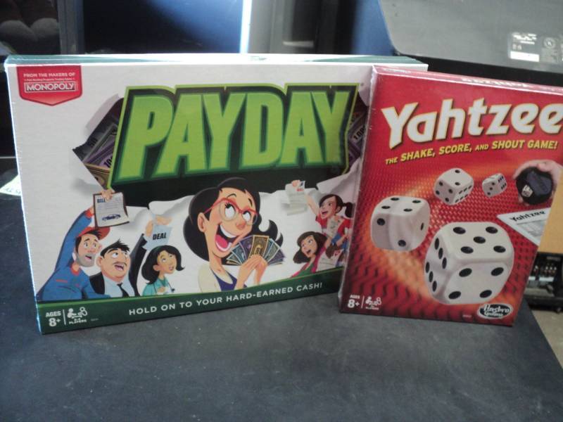 lot 31 image: PayDay and Yahtzee Games...
