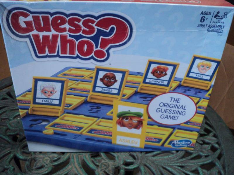 lot 61 image: Guess Who Game...