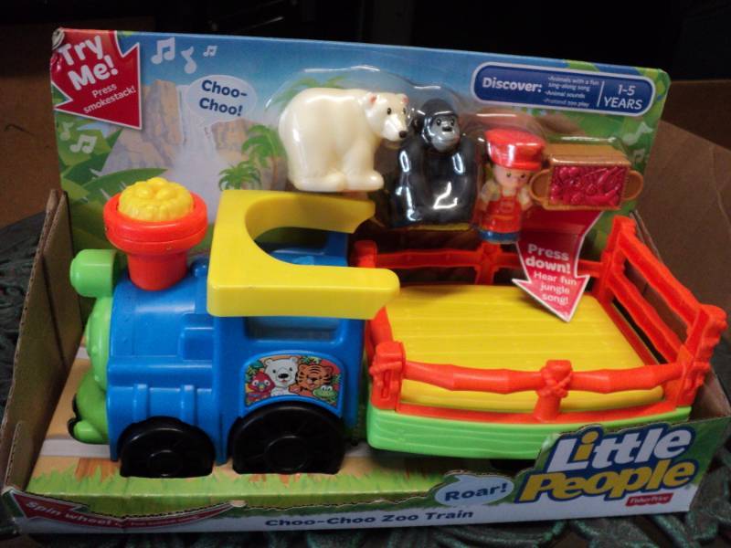 lot 63 image: Fisher Price Little People...
