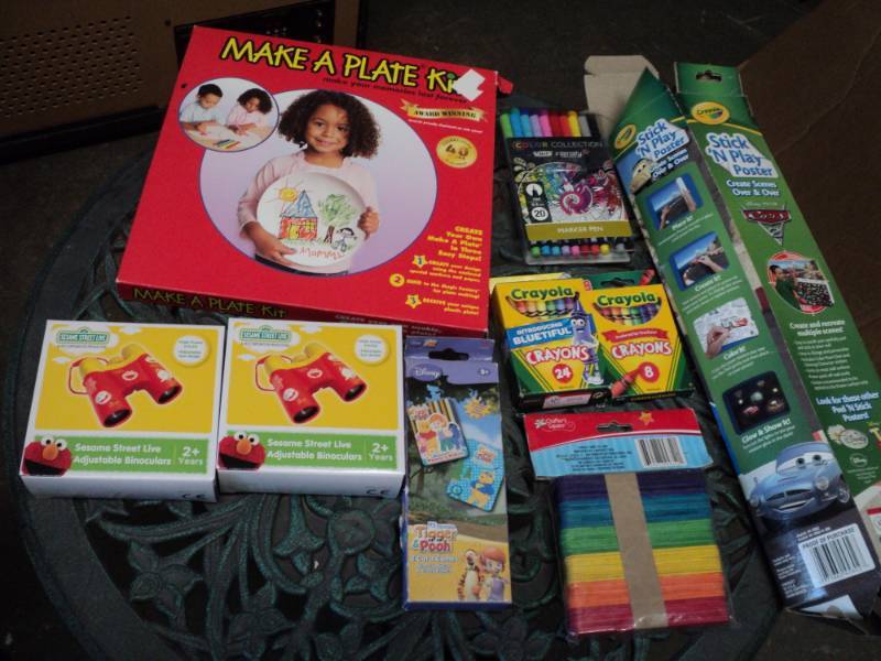 lot 70 image: Childrens Misc. Lot...