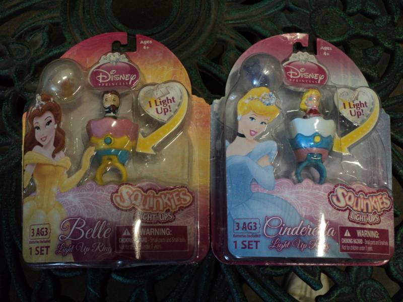 lot 90 image: Set of 2 Squinkies- Cinderella and ...