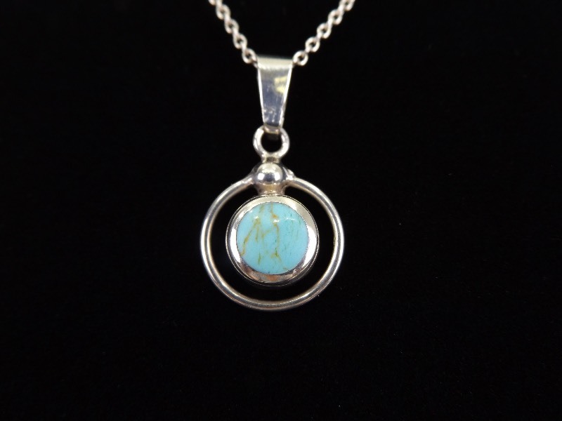 lot 3 image: .925 Sterling Silver Inlayed Turquoise Pendant Necklace