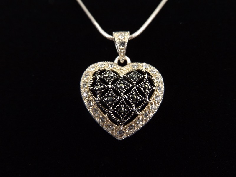 lot 16 image: .925 Sterling Silver Art Nouveau Crystal Heart Pendant Necklace