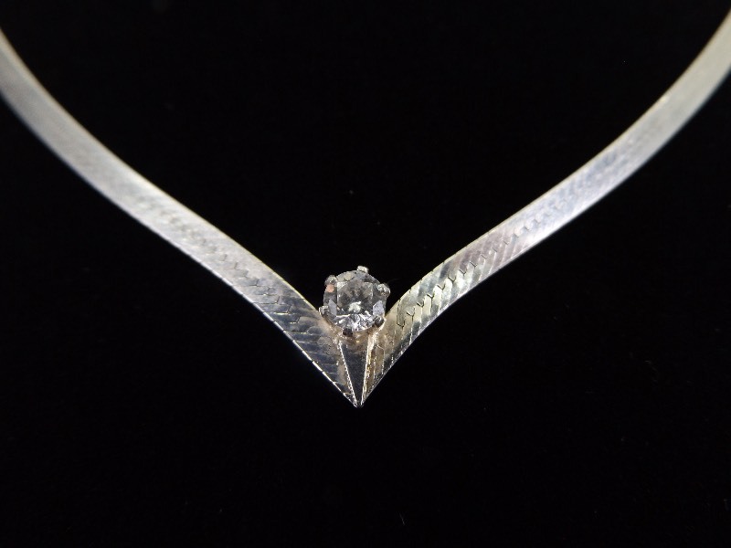 lot 24 image: .925 Sterling Silver Crystal Solitaire Necklace