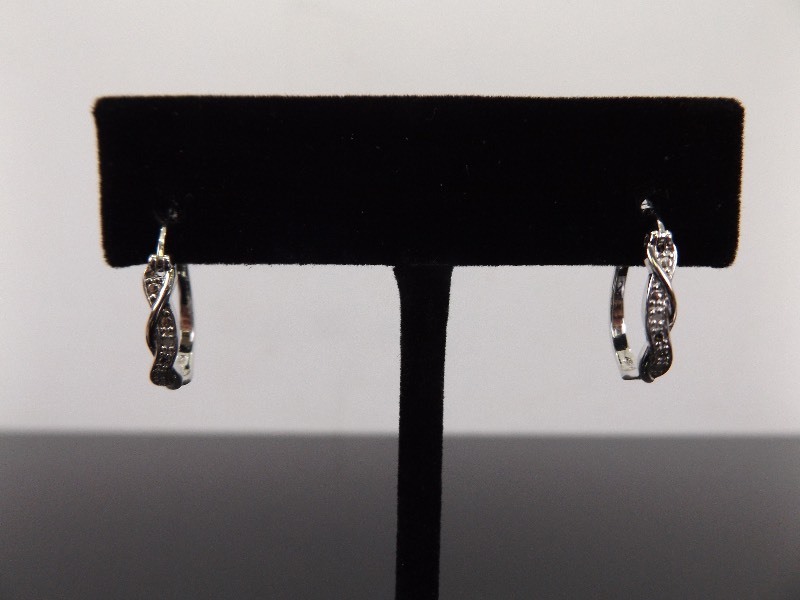 lot 90 image: .925 Sterling Silver Infinity Twist Oval Hoop Earrings