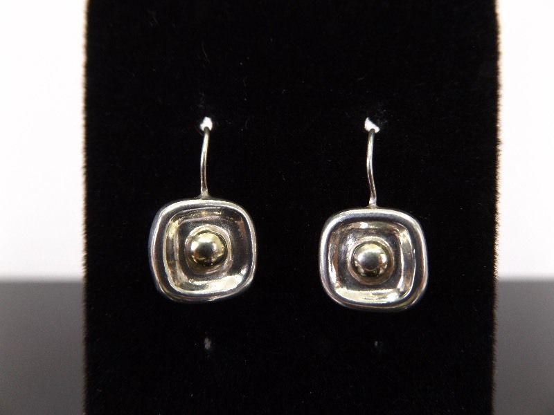 lot 100 image: .925 Sterling Silver Earrings