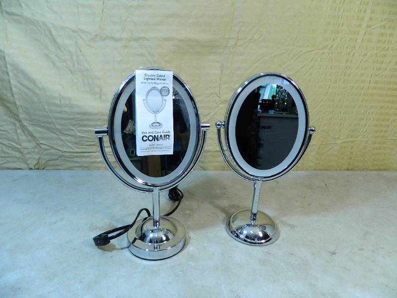 lot 25 image: 2 New Conair Magnifying Lighted Mirrors
