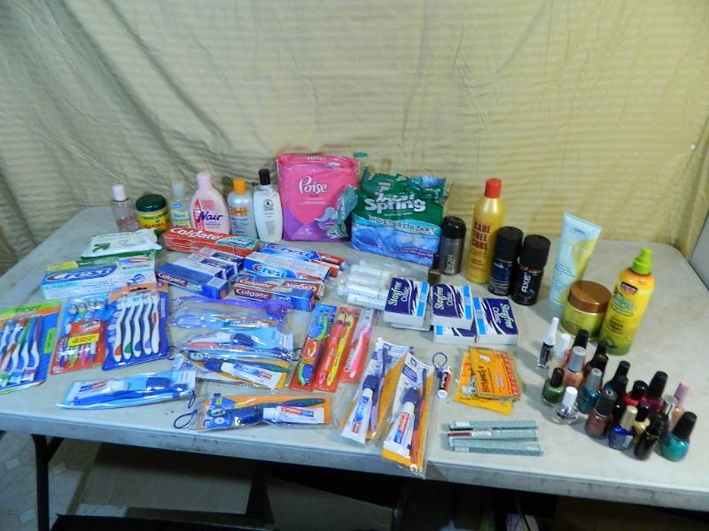lot 76 image: Personal Products