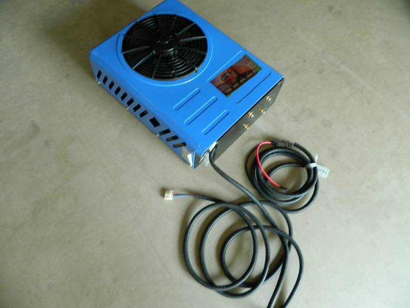 lot 3 image: New APU Semi Truck Air Conditioner System