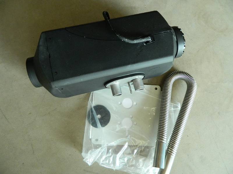 lot 2 image: New Diesel Aux Automotive Heater