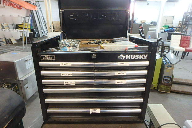 lot 13 image: Tool Chest