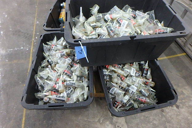 lot 46 image: (3) containers of separating oil