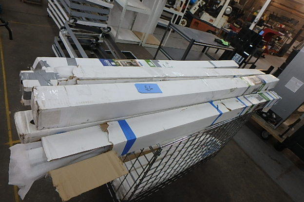 lot 56 image: (7) Retractable Screen Doors