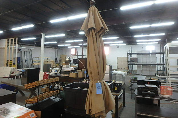 lot 68 image: Patio Umbrella and Stand