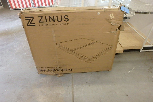 lot 103 image: Zinus Bi-fold Box Spring