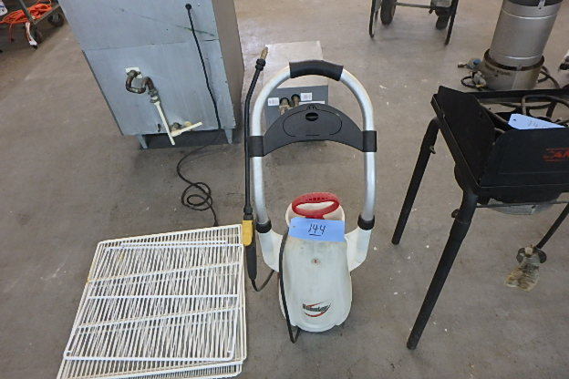 lot 144 image: Sprayer