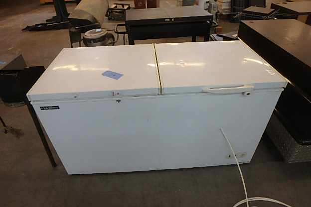 lot 146 image: Black Diamond Freezer