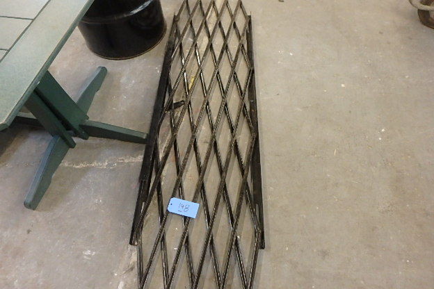 lot 148 image: Expanding Gate