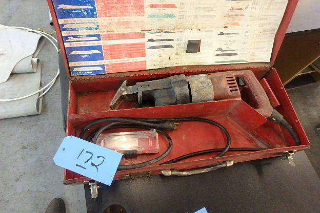 lot 172 image: Milwaukee Sawzall
