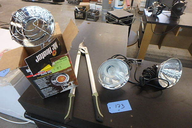 lot 173 image: Heater, Lights, Lopper