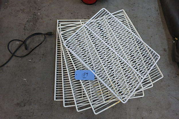 lot 189 image: White Rubber Coated Racks