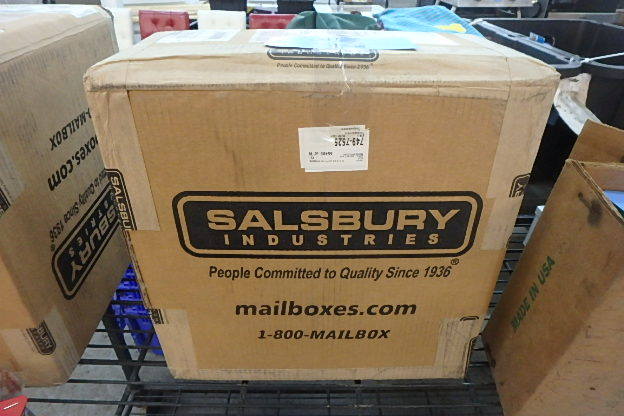 lot 232 image: Mail Box
