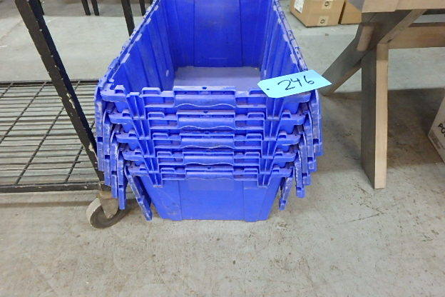 lot 246 image: 5 Blue Lock Top Containers