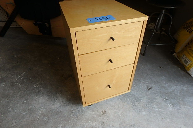 Room And Board Maple Parsons Desk Farmers Market Annex K Bid