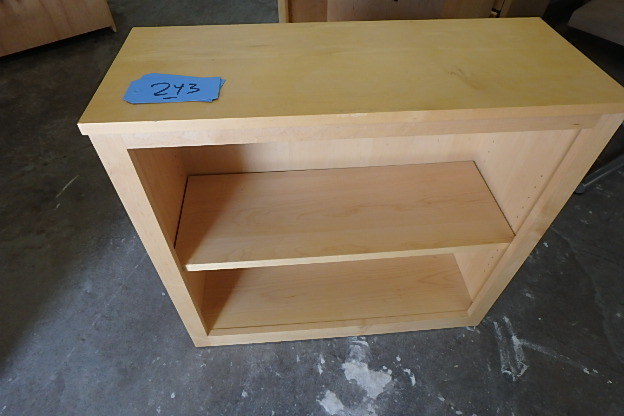 lot 244 image: Room and Board Maple