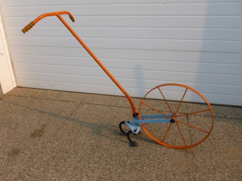 Vintage Cultivator