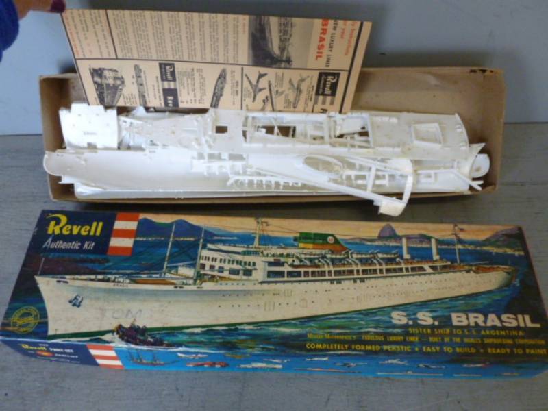 Vintage Model Kit